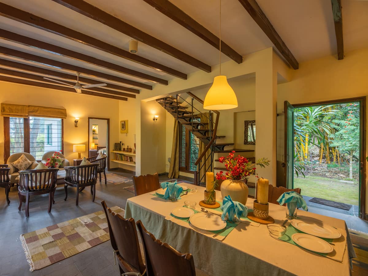 Dining at Magpie Cottage 2